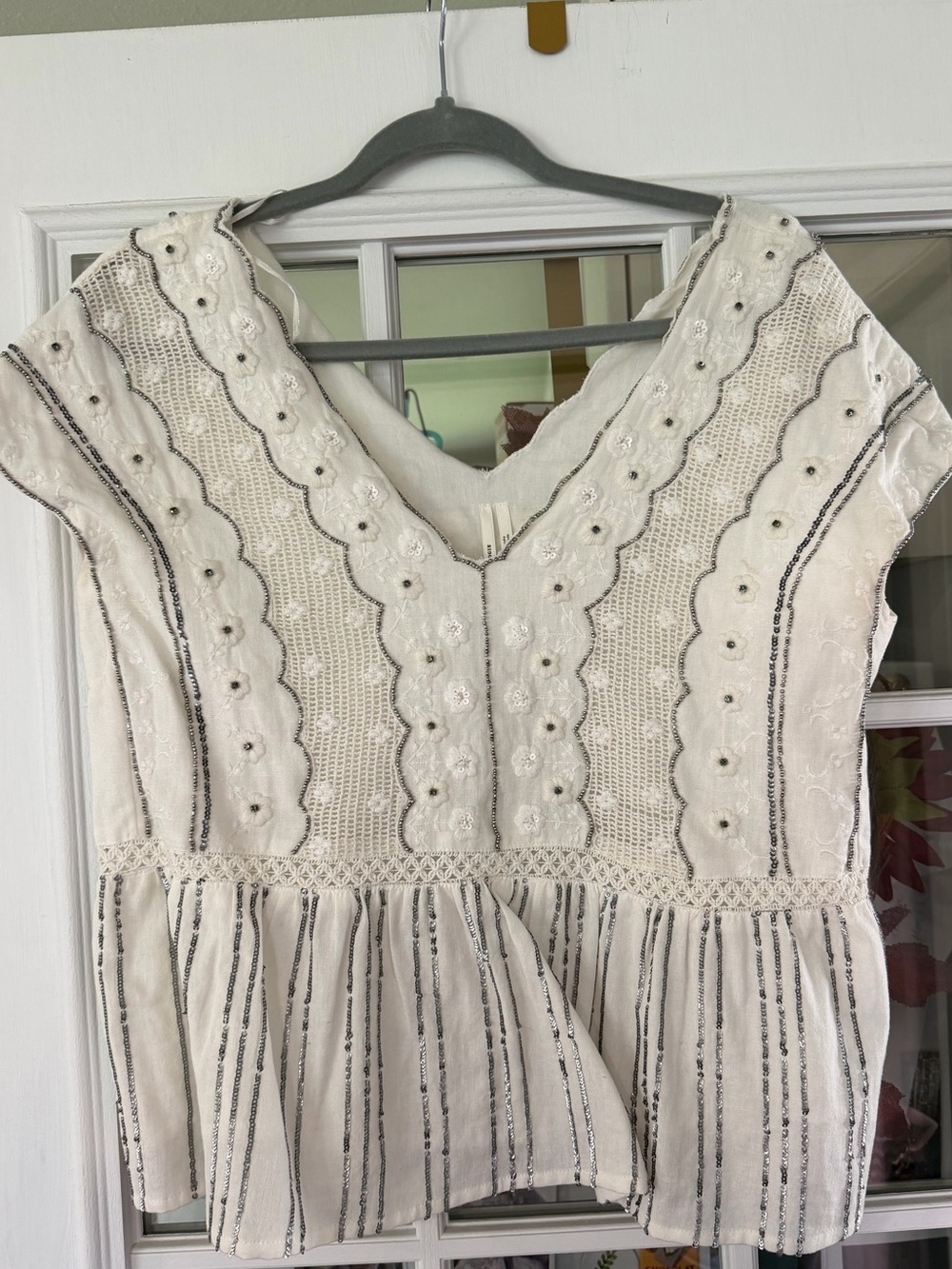 Anthropologie Amalia White Linen Embroidered Beaded Top Size Small